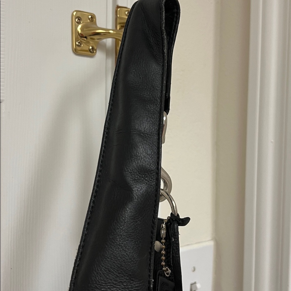 Coach Black Shoulder Bag - Picture 8 of 16
